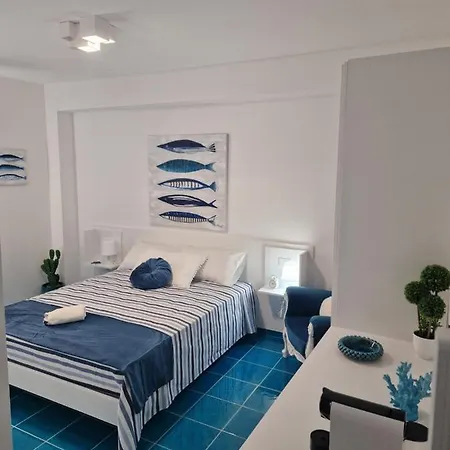 Bed & Breakfast The Waves *